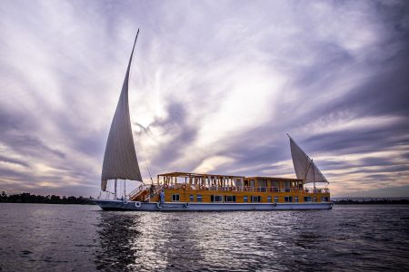 Dahabiya Nile Cruise: 5-Day Dahabiya Esna to Aswan