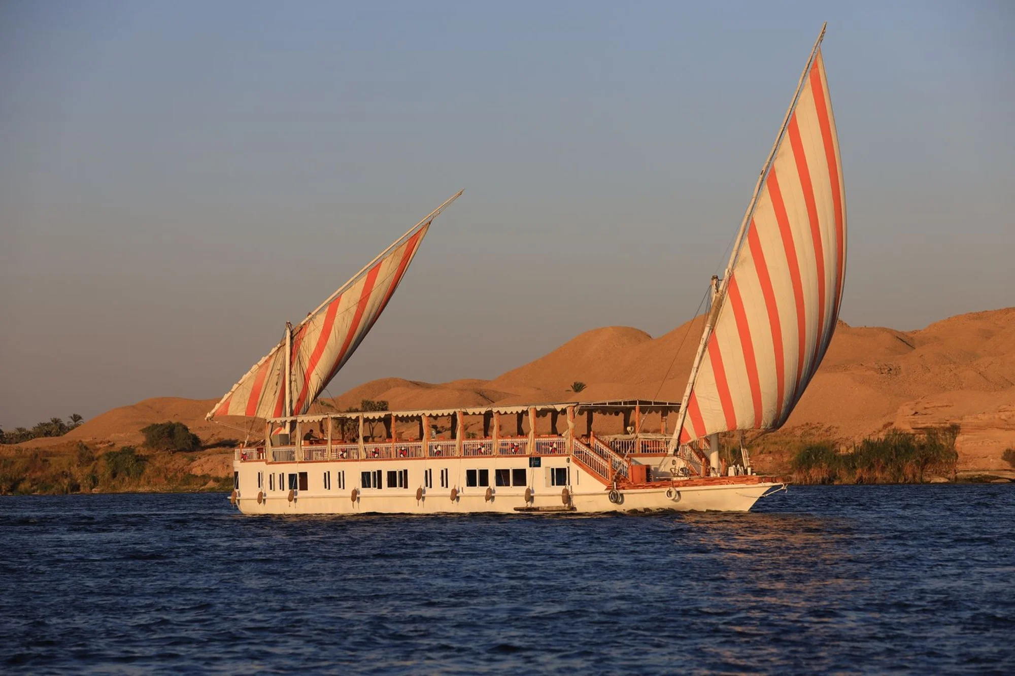 Nour El Din Dahabiya Nile Cruise Dahabiya Sailing Cruise (1)